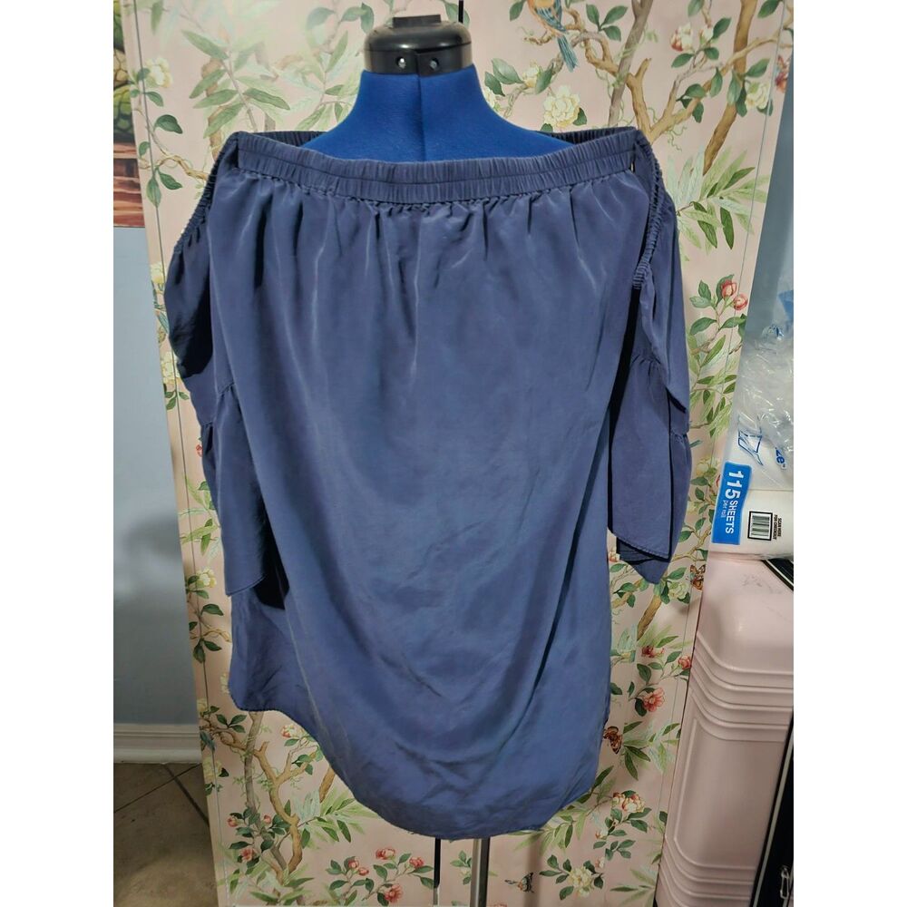 Lilly Pulitzer Women’s L 100% Silk Navy Blue Off Shoulder Top
